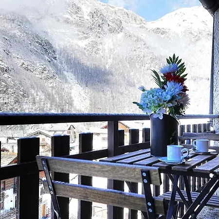 Apartment Mcx Vacation - Luce Delle Alpi, Family Duplex A Valtournenche, Nel Pittoresco Villaggio Bringaz *